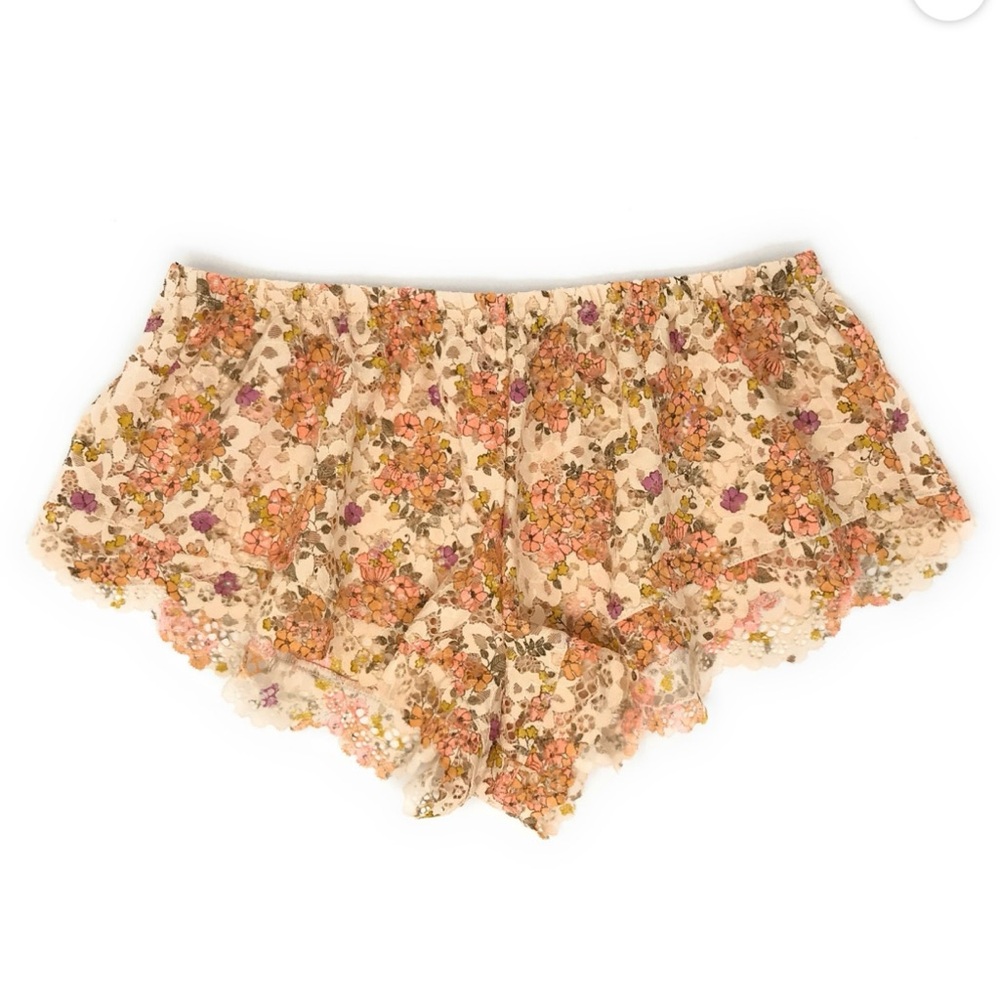 Victorias Secret Beige Lounge Shorts, Sz Medium